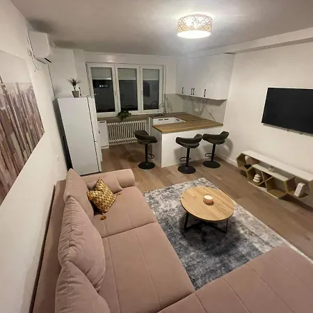 Promenada Apartment Нови-Сад Экстерьер фото